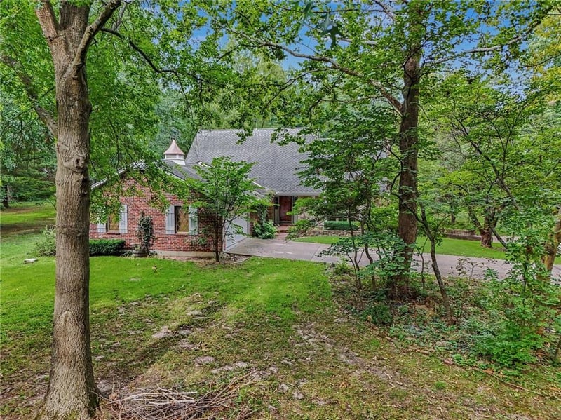 13000 Gammon Rd, Lee's Summit, MO 64086