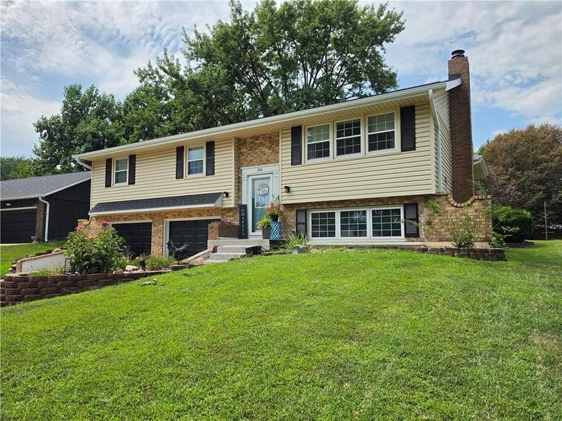 546 Lisa Ln, Maryville, MO 64468
