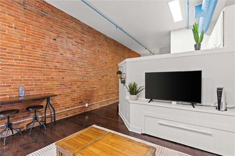 700 Broadway Blvd #508, Kansas City, MO 64105