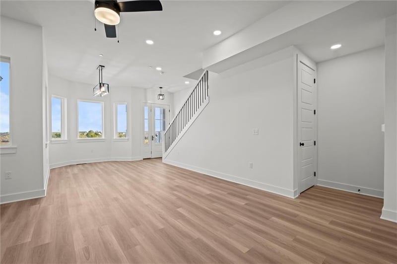 452 Brummel Rd, Lee's Summit, MO 64081