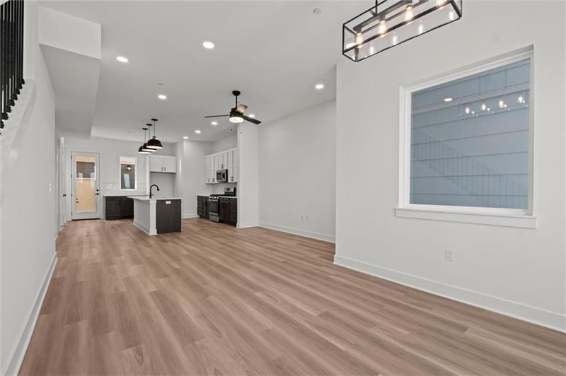 452 Brummel Rd, Lee's Summit, MO 64081