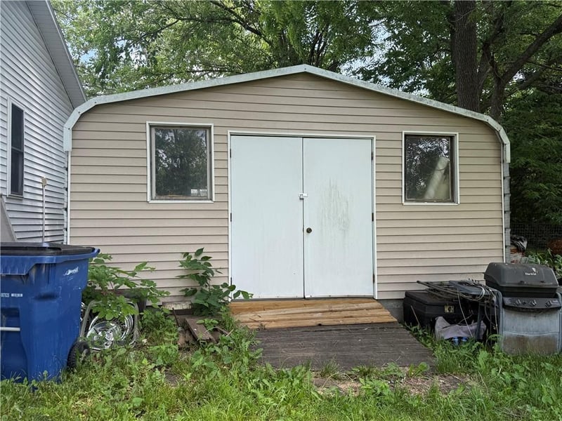 1008 South St, Bethany, MO 64424