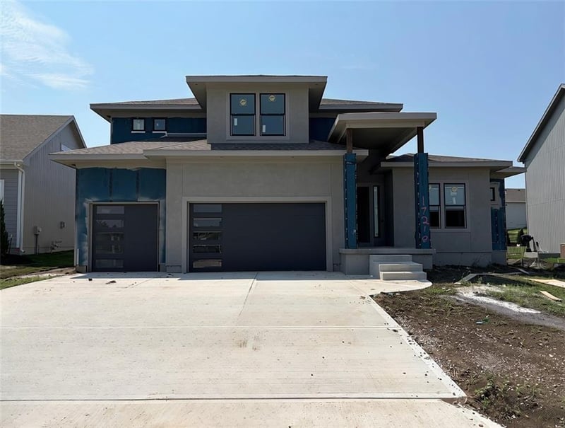 17210 Heatherwood St, Olathe, KS 66062