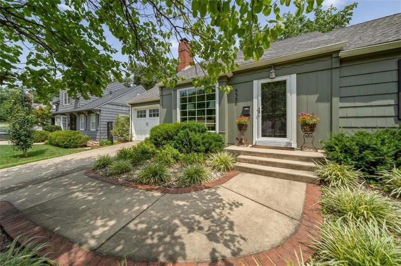 5337 Clark Dr, Roeland Park, KS 66205