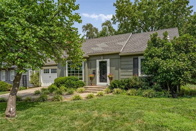 5337 Clark Dr, Roeland Park, KS 66205