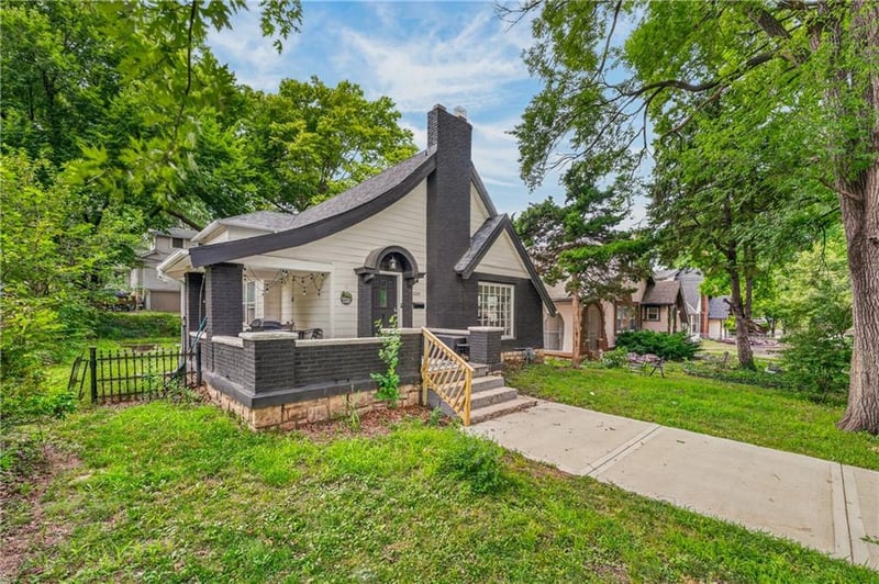 1024 N 25th St, Kansas City, KS 66102