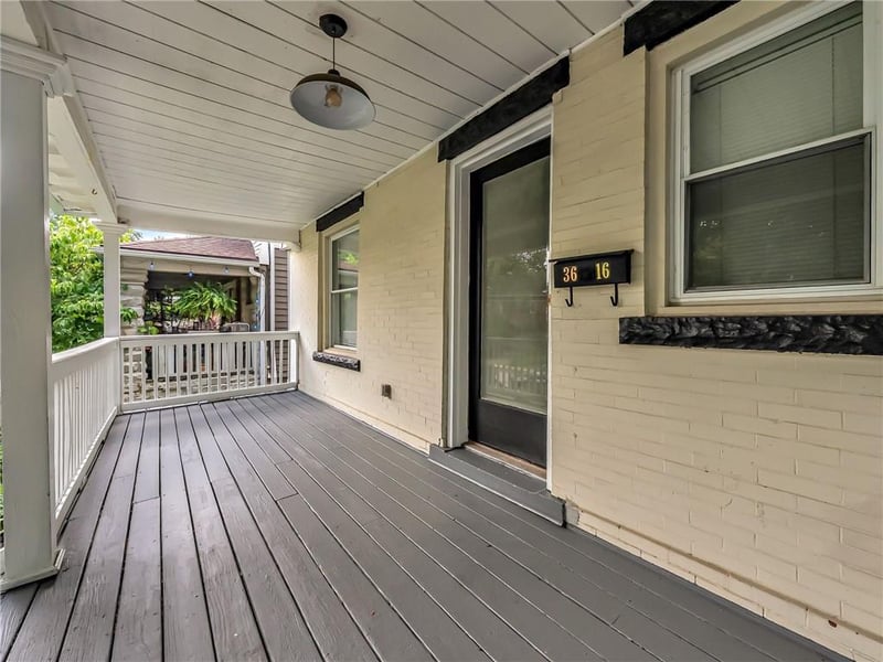 3616 Wyandotte St, Kansas City, MO 64111