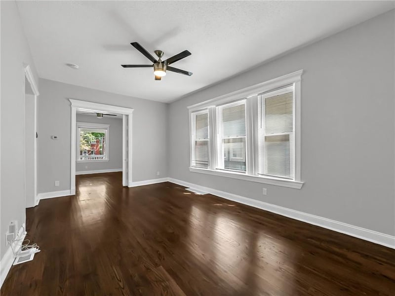 3616 Wyandotte St, Kansas City, MO 64111