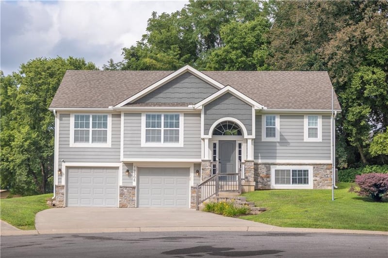 19308 E Lynchburg Pl North N/A, Independence, MO 64058