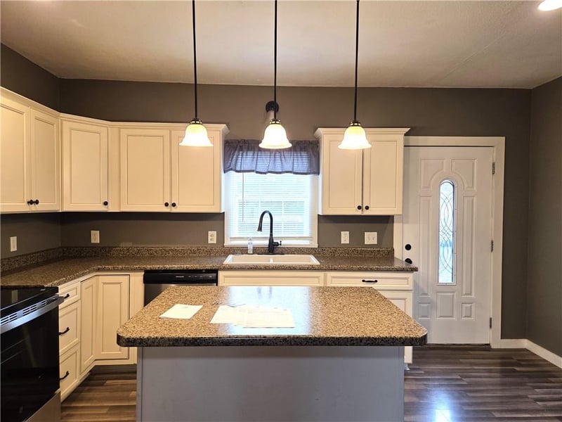 104 Polk St, Chillicothe, MO 64601