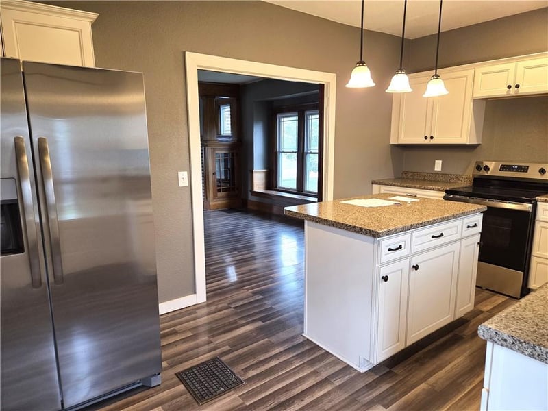 104 Polk St, Chillicothe, MO 64601