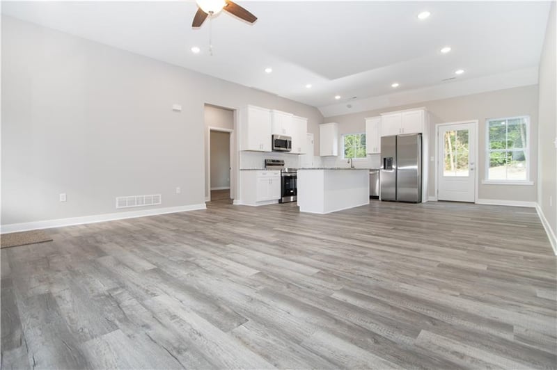 331 21st Rd, Warrensburg, MO 64093