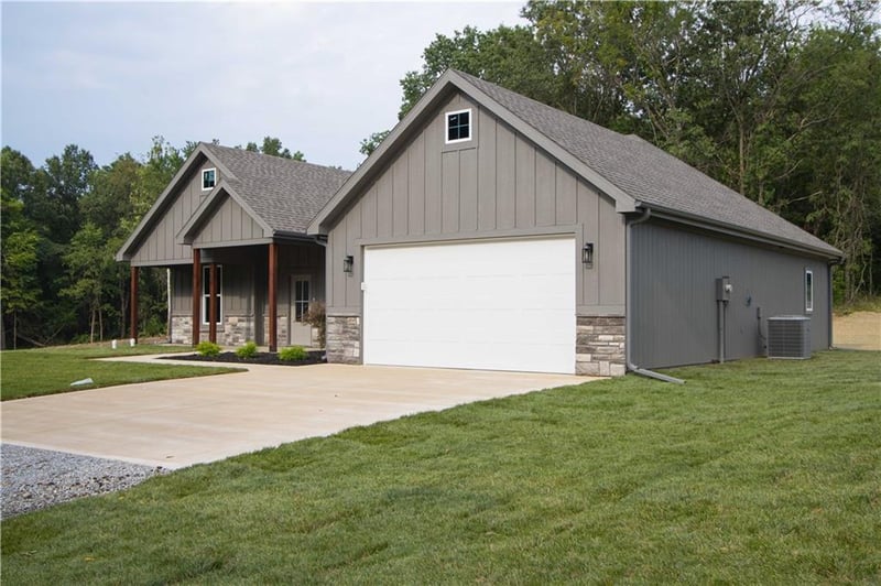 331 21st Rd, Warrensburg, MO 64093
