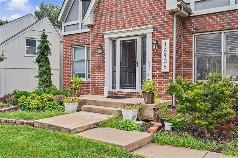 14935 76th St, Lenexa, KS 66216