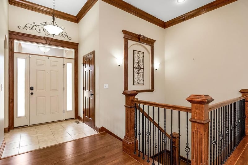 2004 NE 197th Ct, Smithville, MO 64089