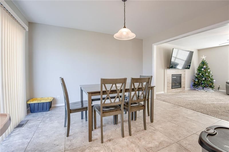 214 NE Greystone Way, Grain Valley, MO 64029