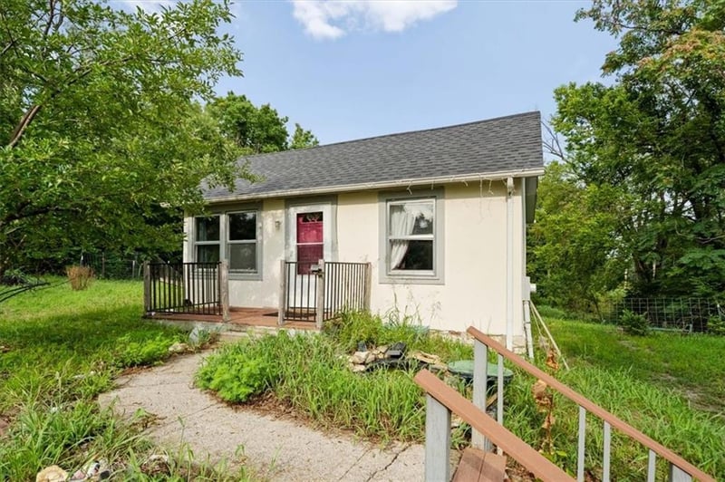 103 Ash St, Excelsior Springs, MO 64024