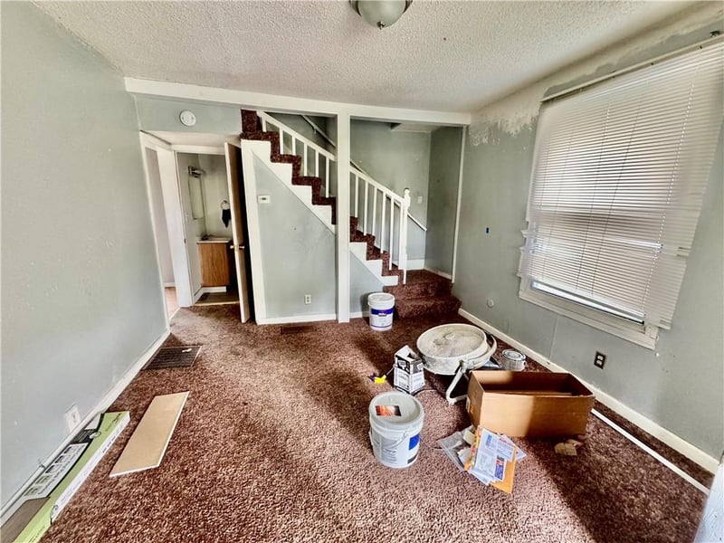 946 Sherman Ave, Leavenworth, KS 66048