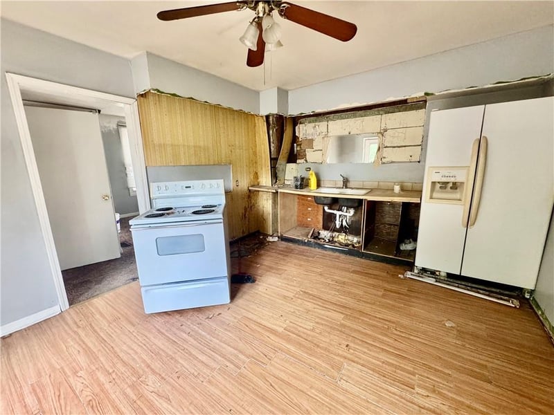 946 Sherman Ave, Leavenworth, KS 66048