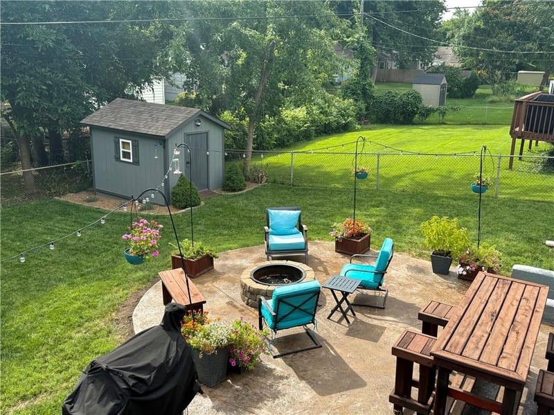 4935 Juniper St, Roeland Park, KS 66205