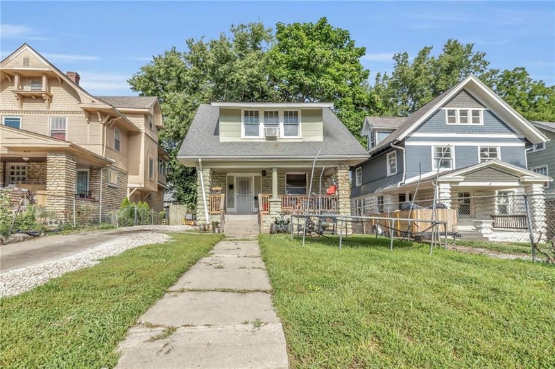 4010 Chestnut Ave, Kansas City, MO 64131