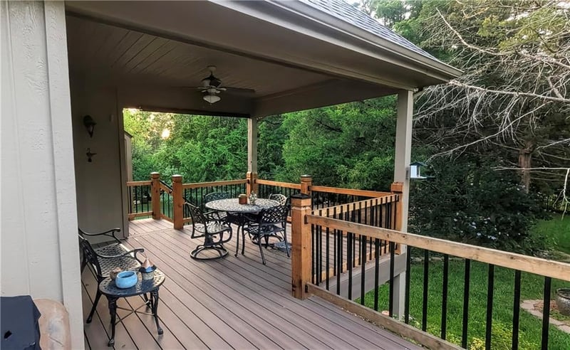 21400 W 98th Pl, Lenexa, KS 66220