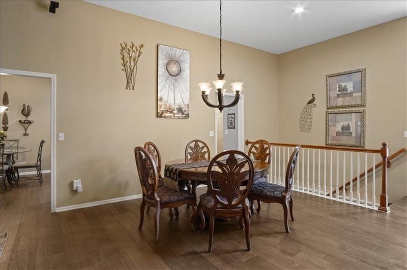 21400 W 98th Pl, Lenexa, KS 66220