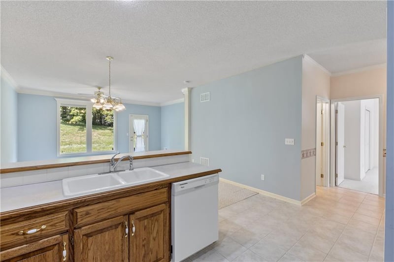 7412 N Campbell St, Kansas City, MO 64118
