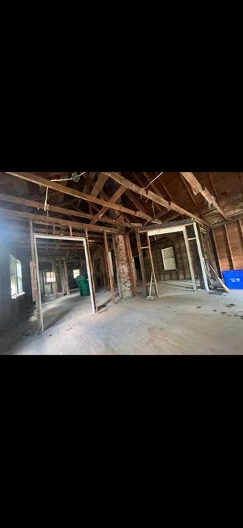 4516 State Line Rd, Kansas City, KS 66103