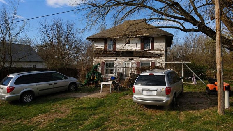 207 N High St, Grant City, MO 64456