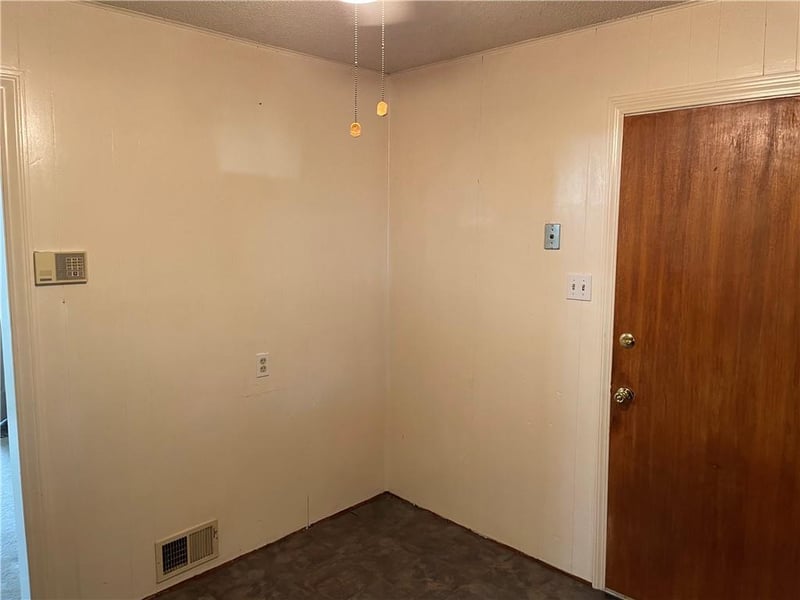 12102 E 47th Ter, Independence, MO 64055
