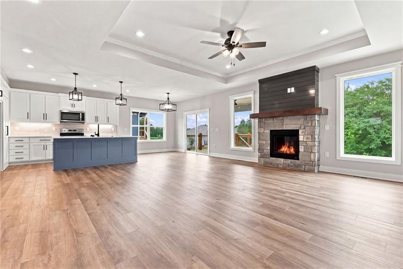 901 Captain Merriman Dr, Freeman, MO 64746