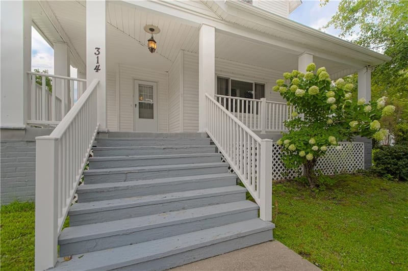 314 N Main St, Carrollton, MO 64633