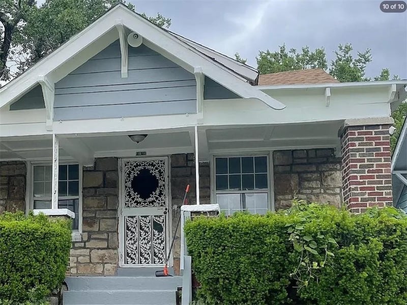 4129 College Ave, Kansas City, MO 64130
