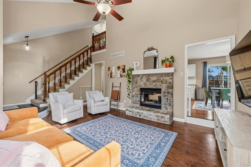 9402 W 47th Ter, Merriam, KS 66203