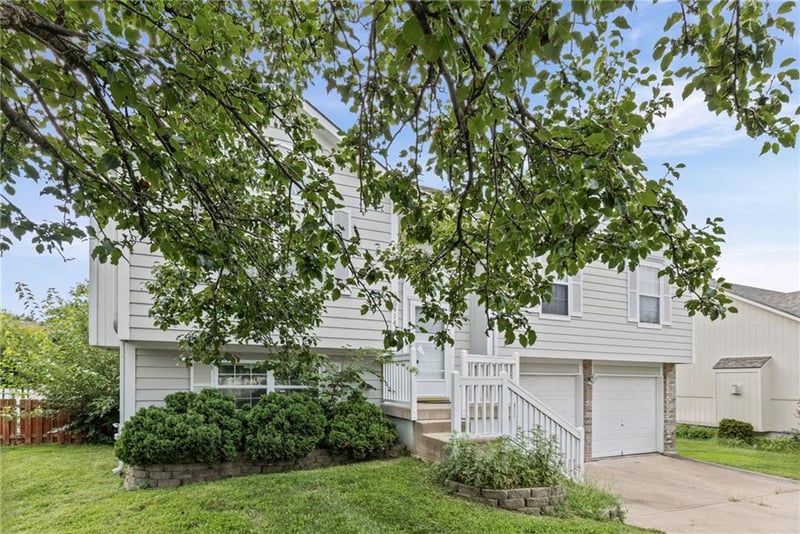 16414 Hight Ave, Belton, MO 64012