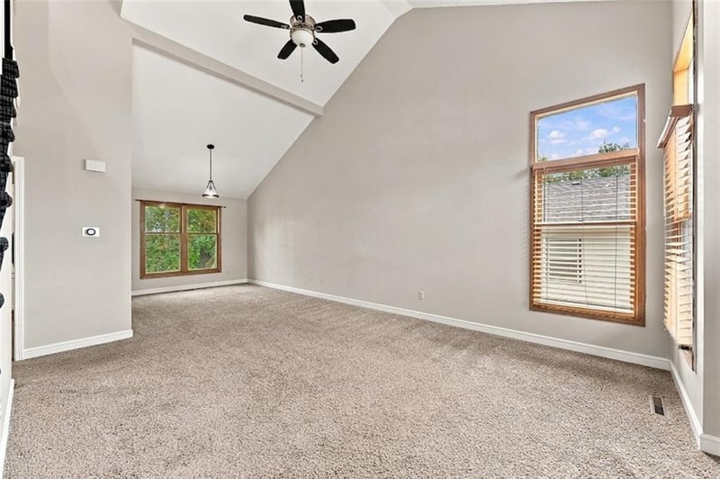 1207 SW Eastman Ct, Blue Springs, MO 64015