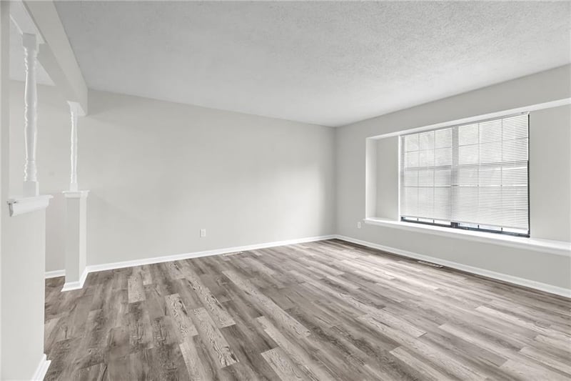 1405 N Millburn Ave, Independence, MO 64056