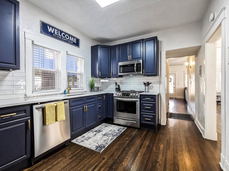 4548 Mercier St, Kansas City, MO 64111