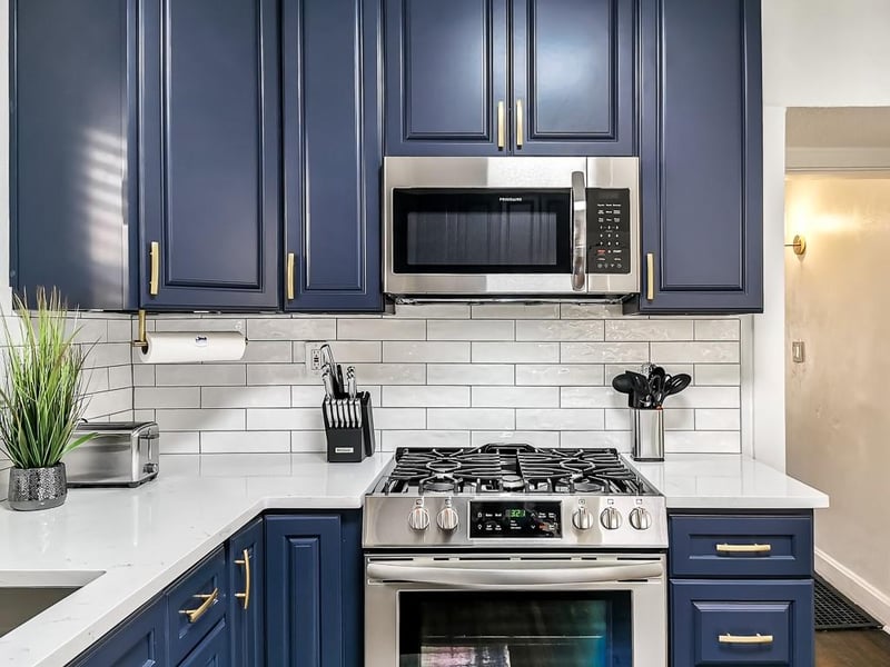 4548 Mercier St, Kansas City, MO 64111