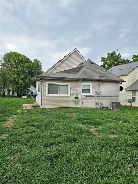 240 W 11th St, Horton, KS 66439