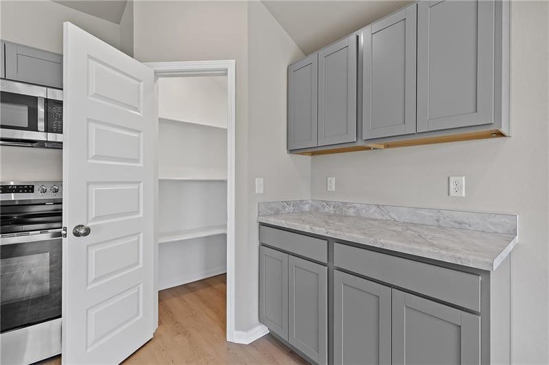 37990 W 207th Ter, Edgerton, KS 66021