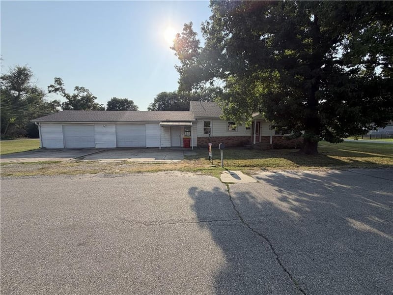 1102 S Homer St, Pittsburg, KS 66762