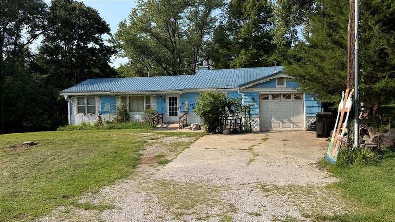 13300 E Kentucky Rd, Independence, MO 64050