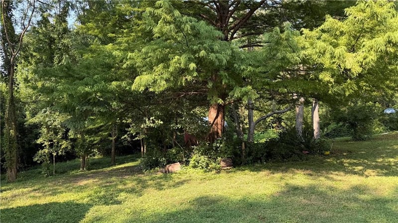 13300 E Kentucky Rd, Independence, MO 64050