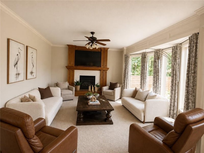 2220 Hawk View Rd, Lee's Summit, MO 64082