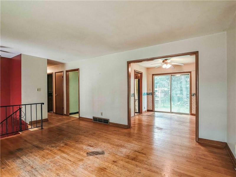 9401 E 81st Ter, Kansas City, MO 64138