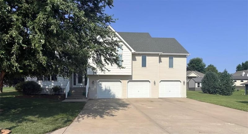7286 SW Crystal Ln, Trimble, MO 64492