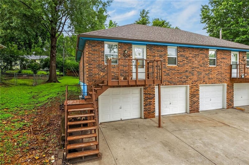 9408-9410 E 83rd St, Raytown, MO 64138