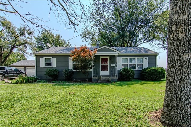 409 S High St S, Butler, MO 64730